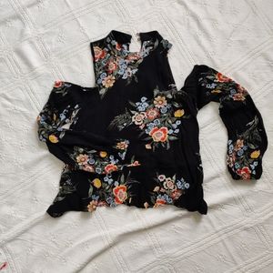 Floral cold-shoulder top
